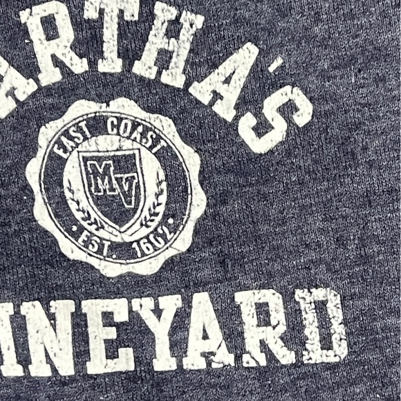 Martha's Vineyard League Travel Tourism Destination Retro Blue Sweatshirt - Picture 4 of 6